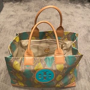 Like new tote